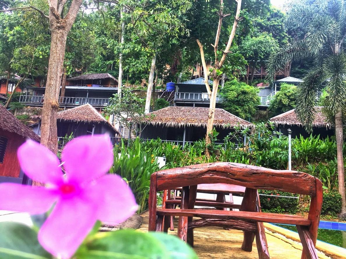 Phi Phi Sea&Hill Resort Ngoại thất bức ảnh